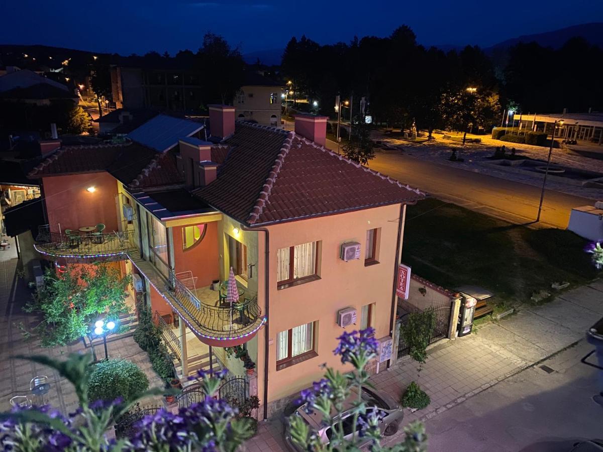 Family Hotel Kavrakovi Pavel Banya Dış mekan fotoğraf